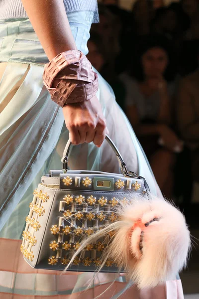 Look 109